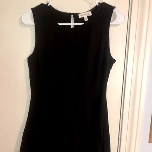 Sleeveless Black flare mini dress